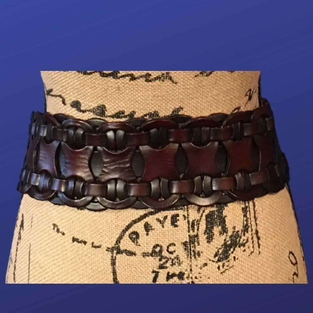 Unbranded 100% Leather WIDE Woven Belt, BURGUNDY BROWN, Women’s Size Small, EUC